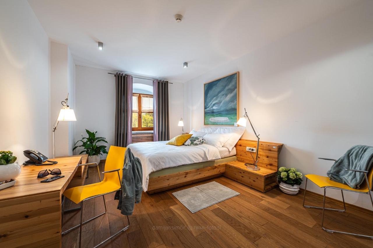 Vila Vipolze - Rooms & J. Suites ภายนอก รูปภาพ