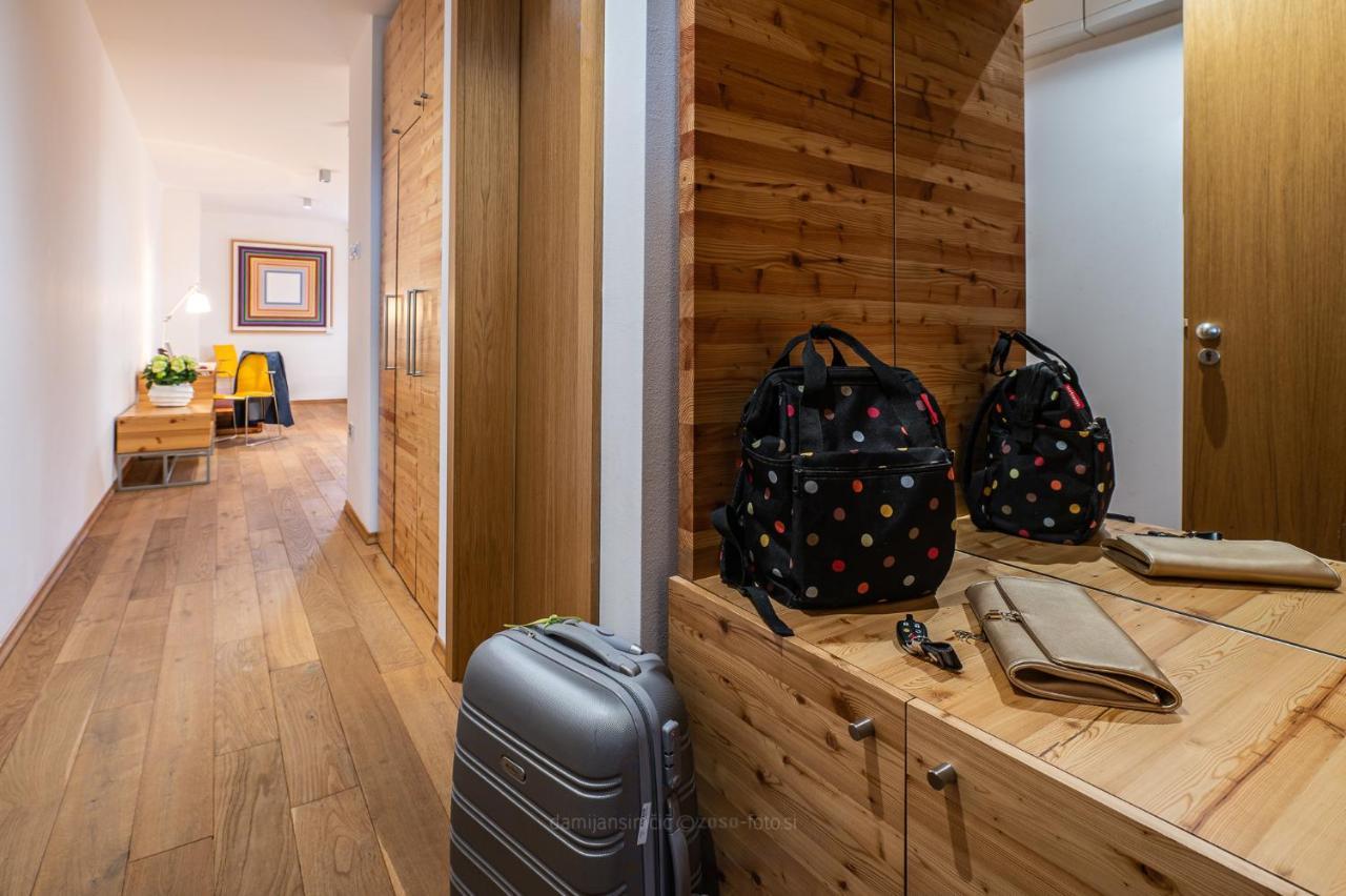 Vila Vipolze - Rooms & J. Suites ภายนอก รูปภาพ
